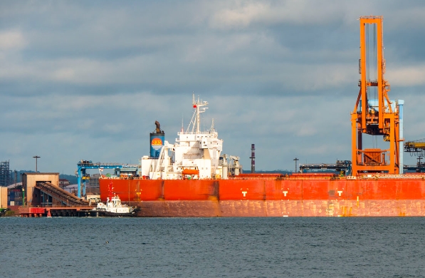 ���ּ�װ����Ϊһ�����͵Ļ����������ڽ��������ܵ��г��Ĺ�ע