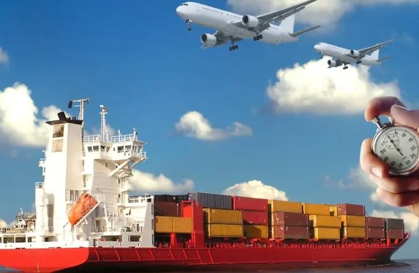 ��װ��������˾����Ʒ��ͨ���ƶ��ߣ�����ȫ�򾭼�һ�廯�Ĳ�����